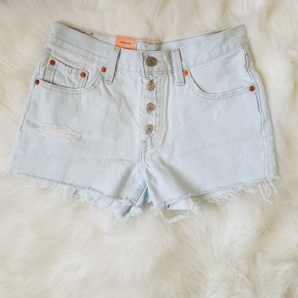 🖤SALE: price drop🖤Levi's button fly shorts